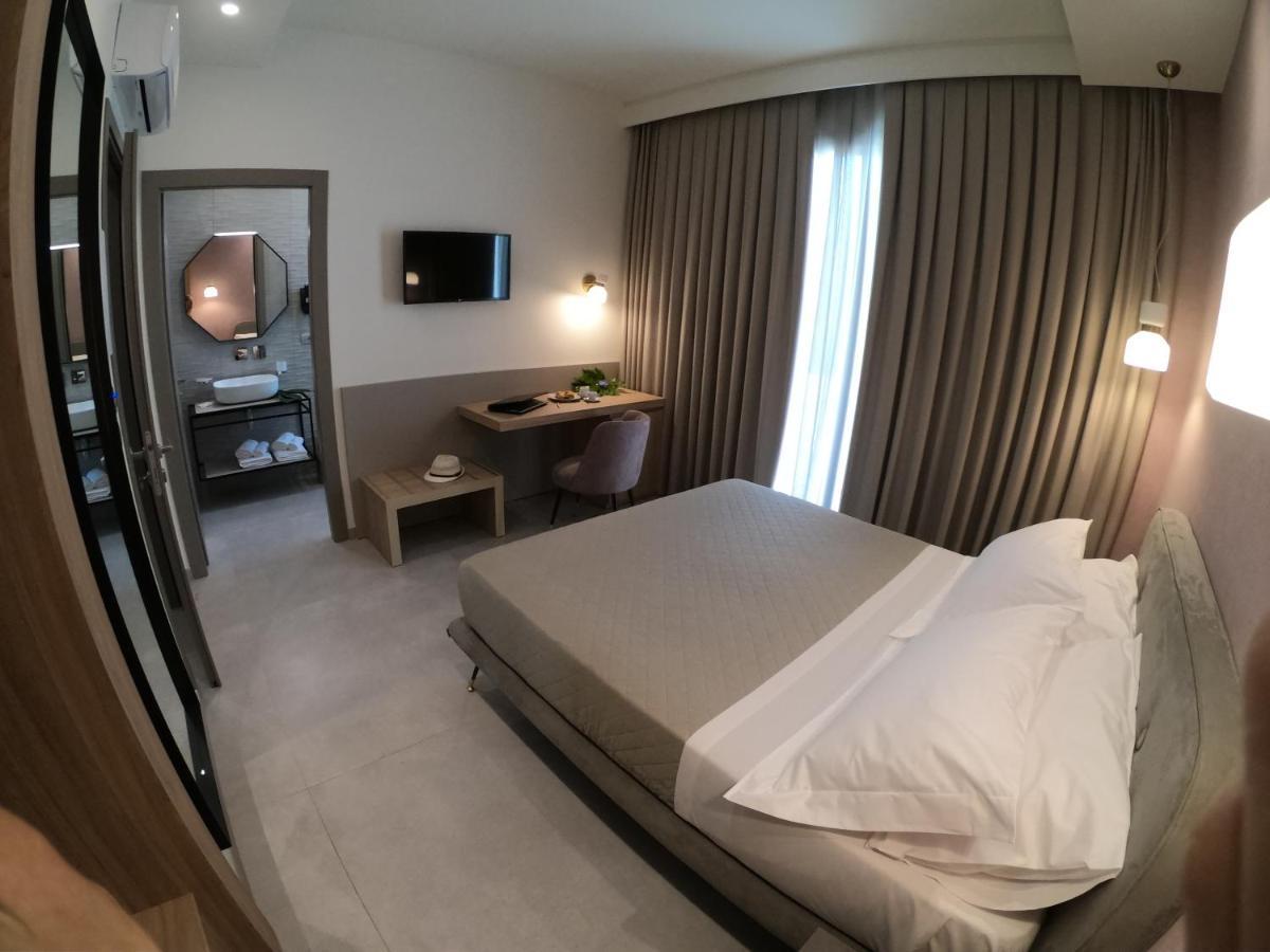 10 Catalani Rooms Porto Cesareo Exterior photo